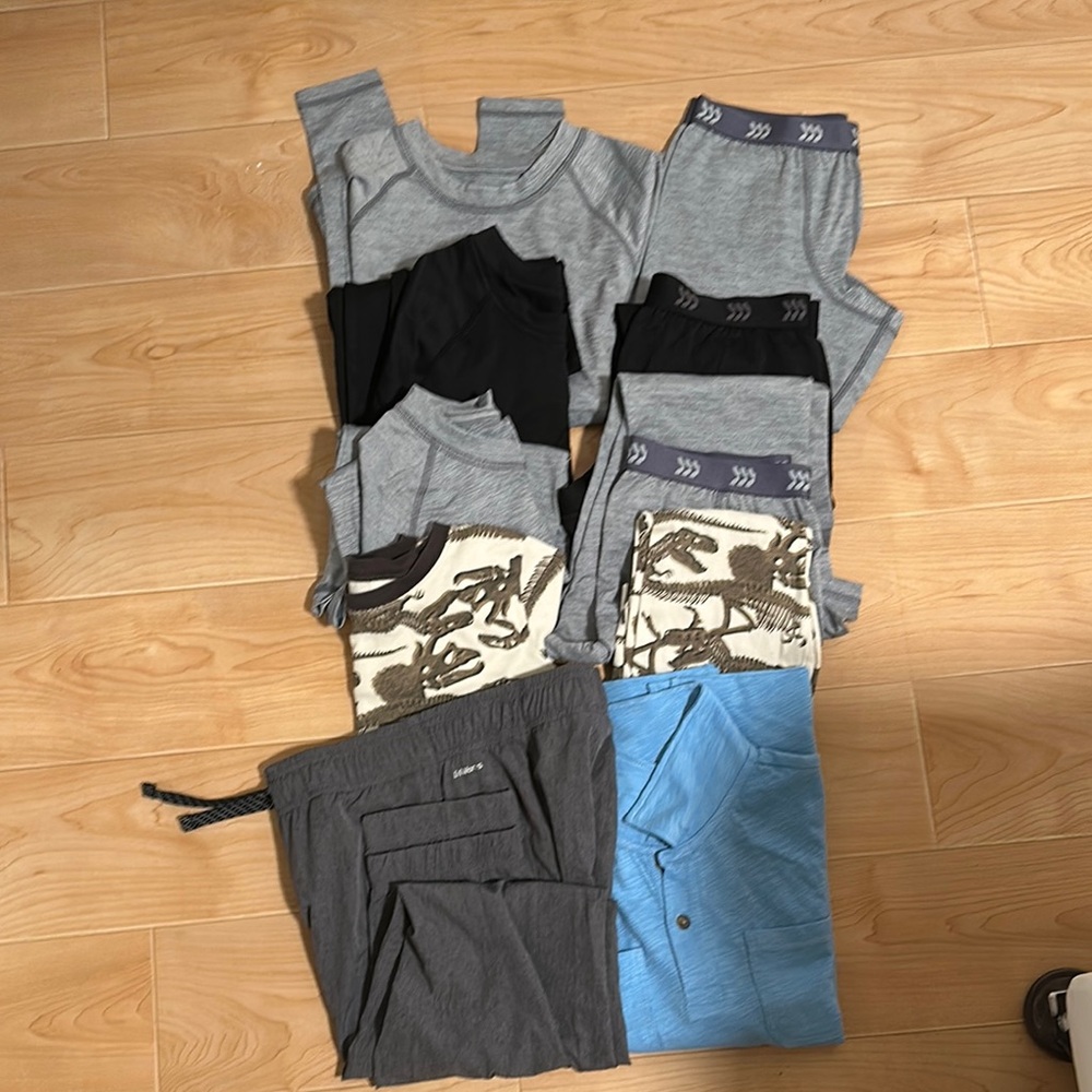 Men's Assorted Clothing Bundle